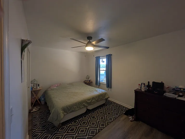 16400 Longview Dr — Photo 8