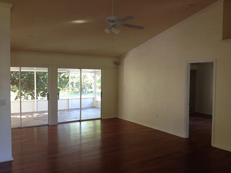 7296 Coolidge Rd — Photo 3