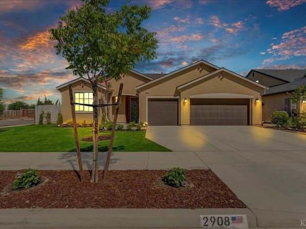 2908 S Virmargo St, Visalia, CA 93292