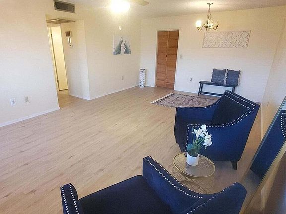 5th image of 14010 N NEWCASTLE Drive
