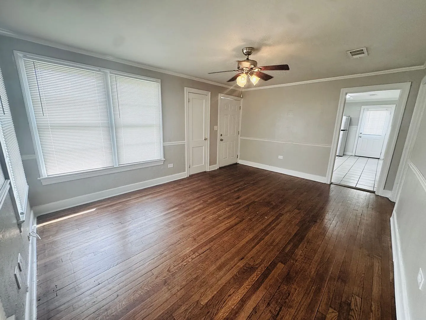 3047 Evangeline Street (2 Bed/1 Bath) — Photo 4