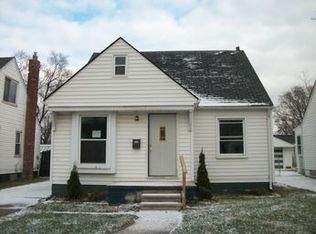 7793 Hipp St, Taylor, MI 48180