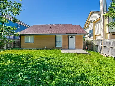 5835 Midcrown Dr — Photo 12