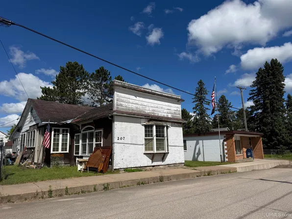 207 Maple Ave, Amasa, MI 49903