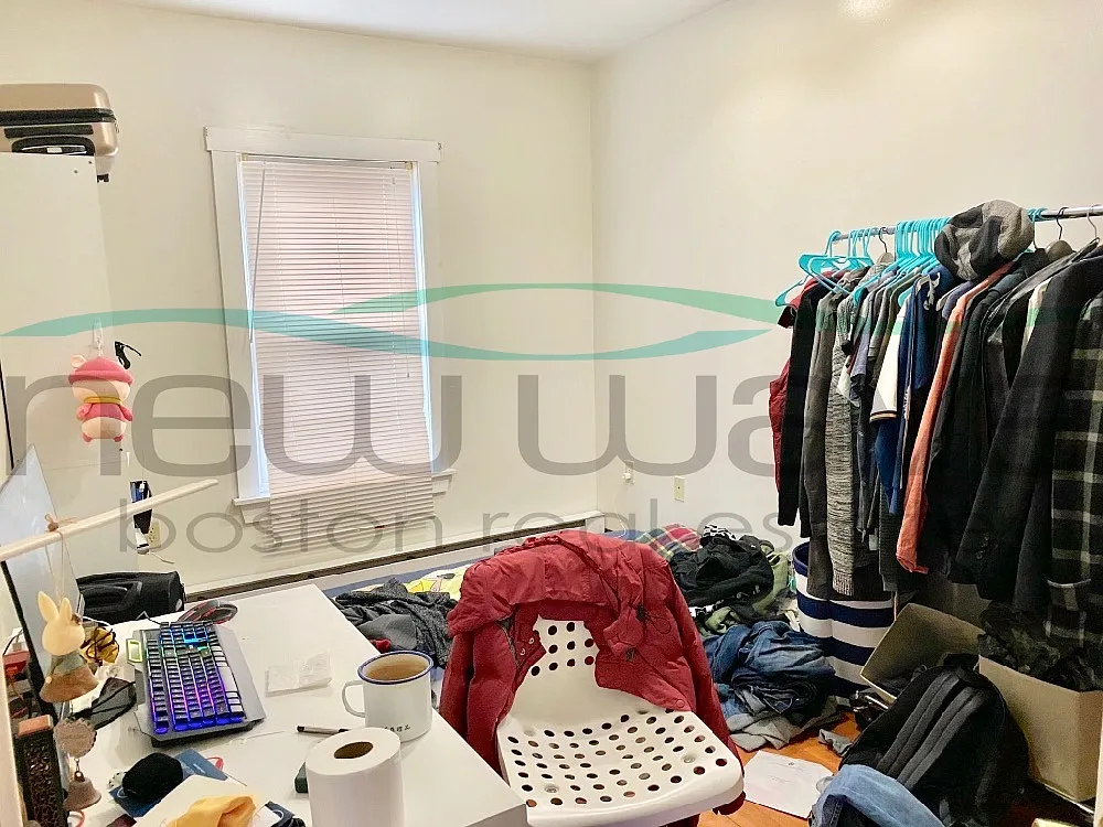 3 bed, 800 sqft, $4,900 — Photo 4