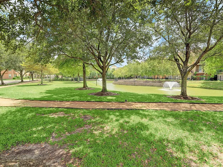 2602 Coastal Greens Dr — Photo 14