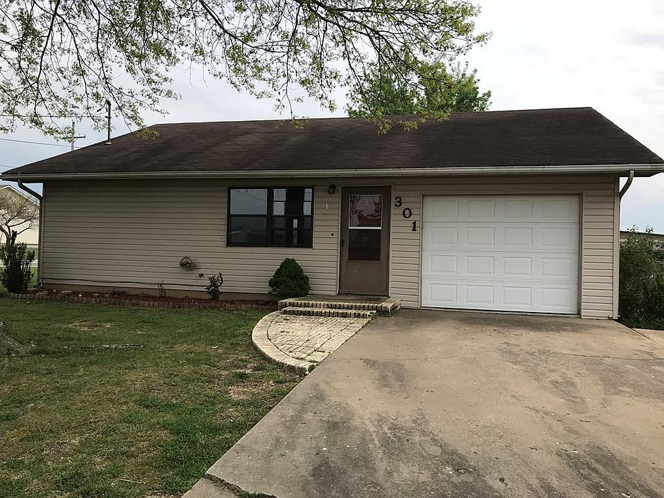 1st image of 301 SW 20th St