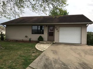 301 SW 20th St, Bentonville, AR 72712
