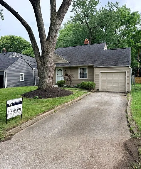 983 Sells Ave — Photo 2
