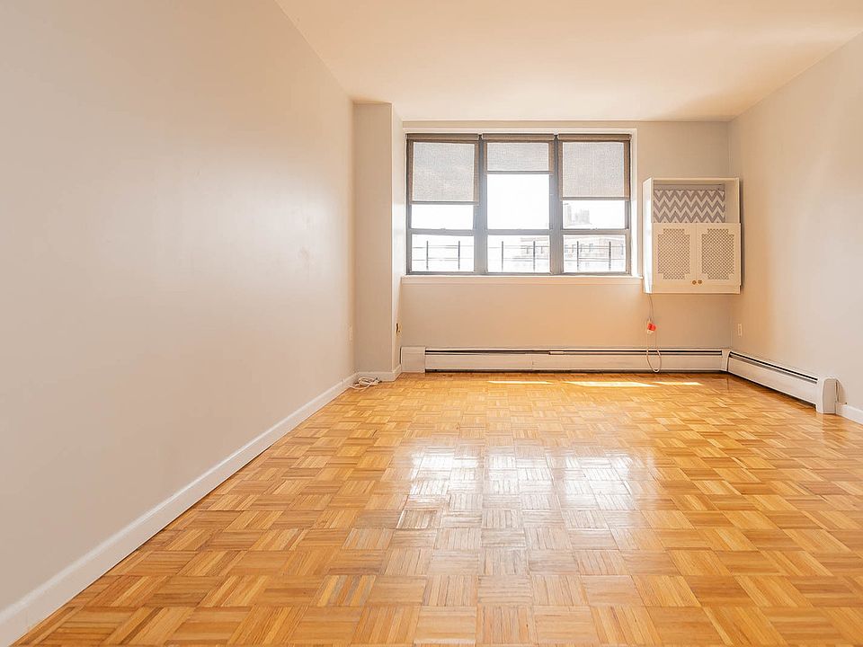 1st image of 300 Cathedral Pkwy #20J