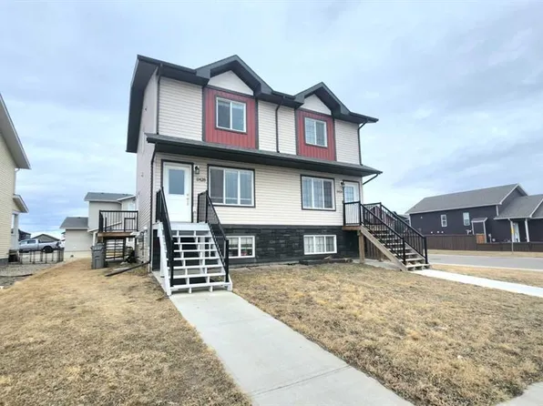 11428 S 106th Ave, Grande Prairie, AB T8V 6M2