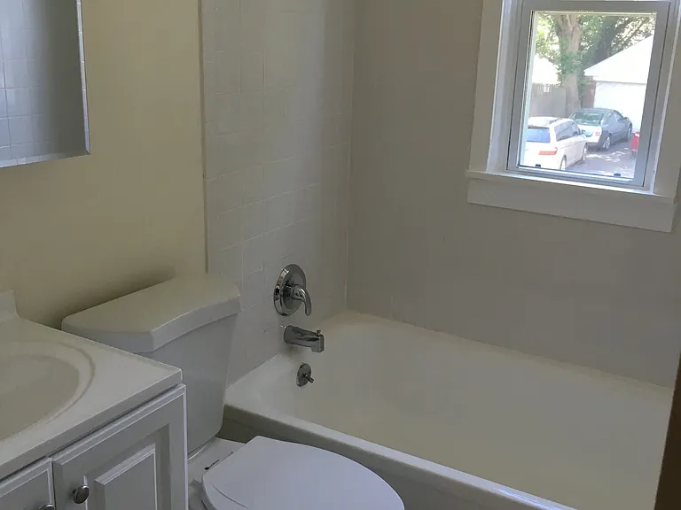 8 High Ridge Dr — Photo 5