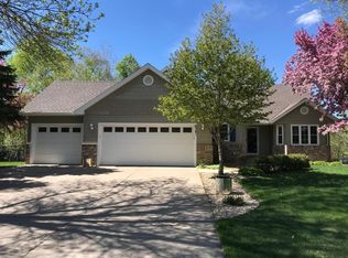 6381 Painted Turtle Rd, Lino Lakes, MN 55014