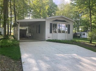 1229 Columbiana Lisbon Rd #39, Columbiana, OH 44408