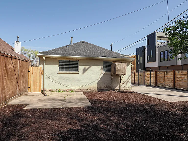 843 W Emeril Ave — Photo 23