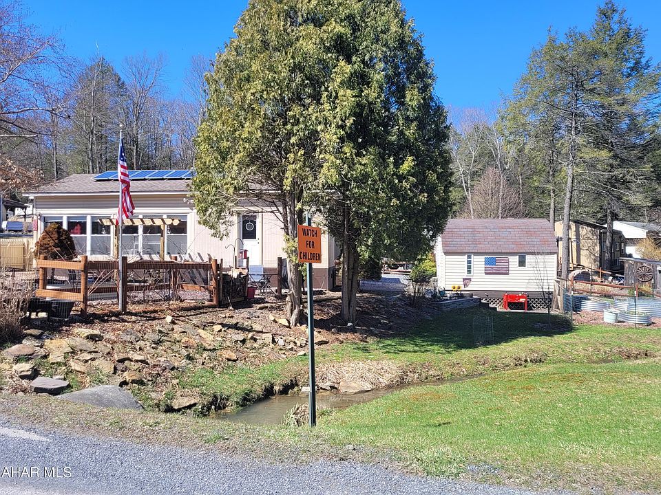 1st image of 302 Fox Ridge Rd