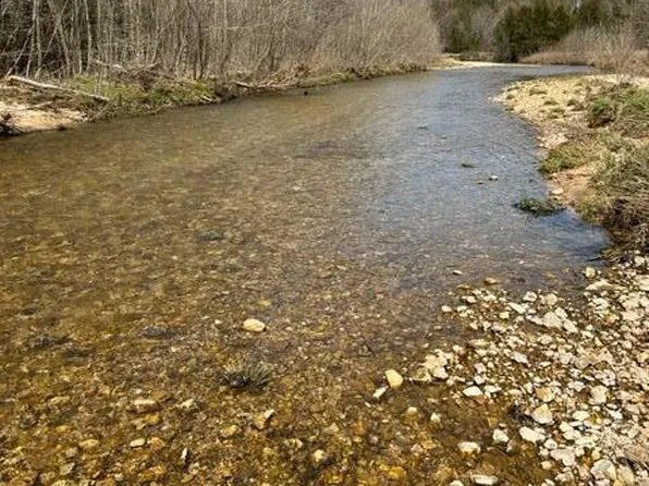 Mc 4037, Yellville, AR 72687