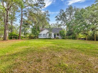 895 Lynn Rd, Waynesville, GA 31566