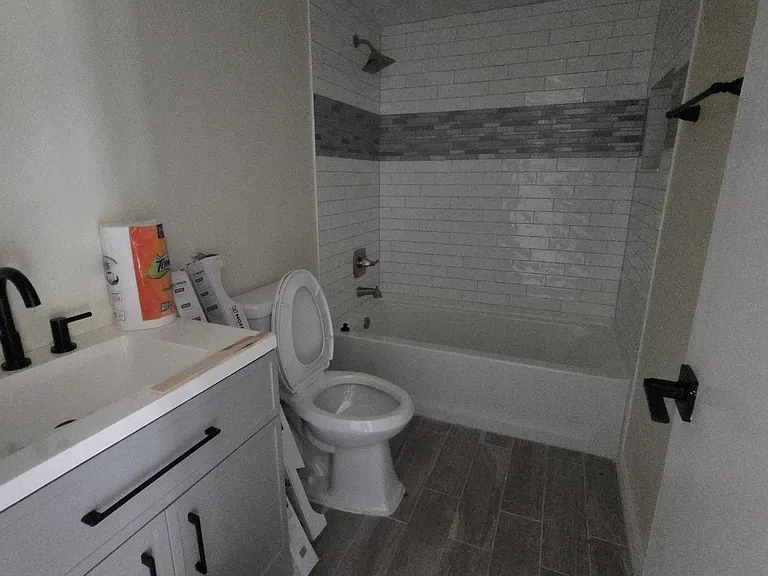 1070A E Michigan St #1070-A — Photo 22