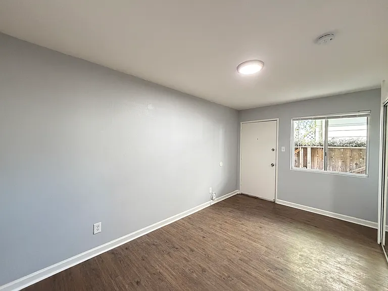 6433 Telegraph Ave — Photo 7