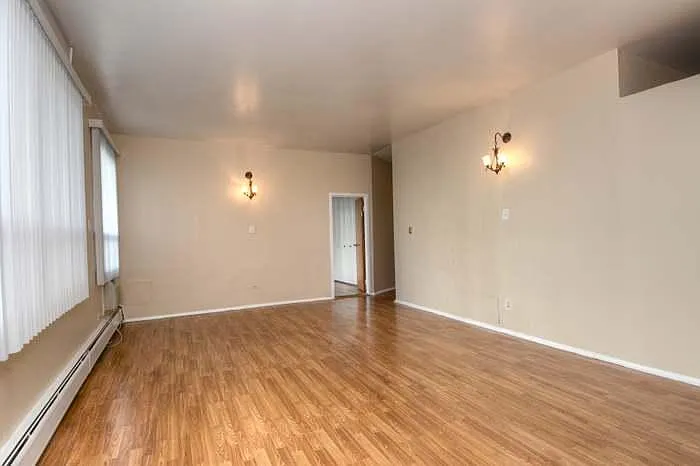 9009 Golf Rd #DES — Photo 18