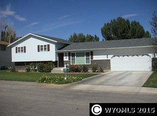 1831 Circle Rd, Worland, WY 82401
