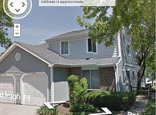 1994 Raleigh Pl, Hoffman Estates, IL 60169