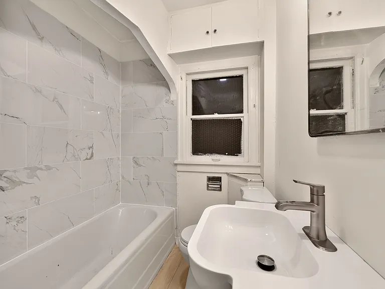 1920 11th Ave W #A — Photo 6
