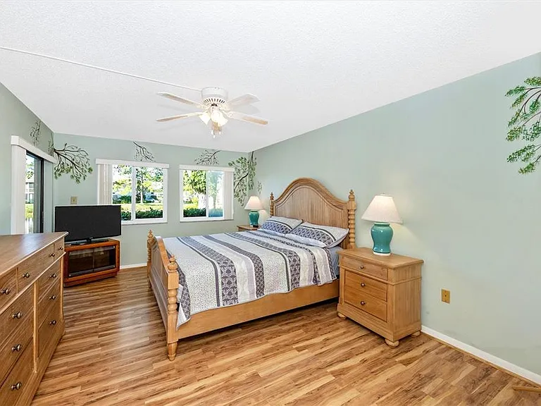 5219 Lake Village Dr #21 — Photo 21
