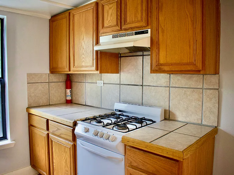 1632 W Olmos Dr #2 — Photo 9