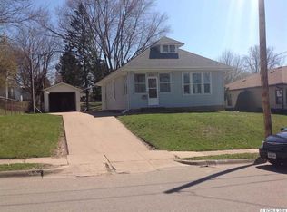 2380 Green St, Dubuque, IA 52001