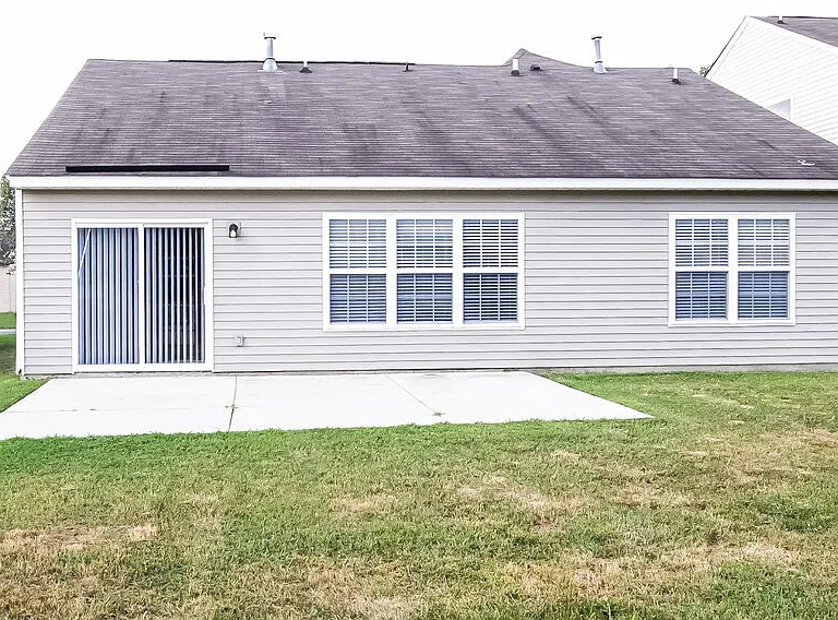 10120 Green Hedge Ave — Photo 15
