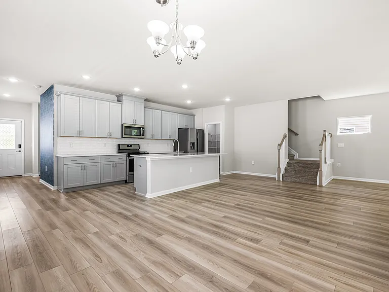 4008 Passenger Pl — Photo 17
