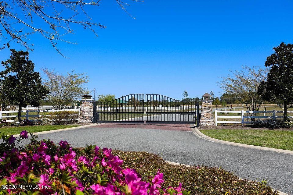 2nd image of 10161 Hunters Chase Ct