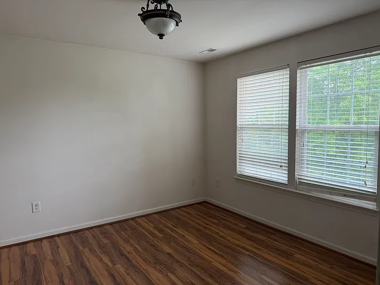7726 Heathers Ln — Photo 50