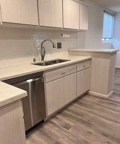 22041 Costanso St #103 — Photo 15