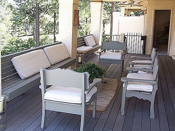 Large Deck for Entertaining