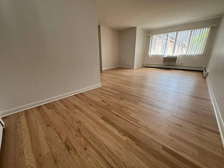 6010 N Winthrop Ave #307 — Photo 2