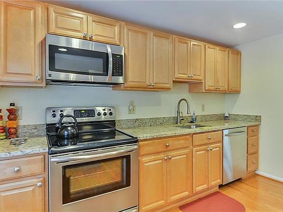 5th image of 12608 Etruscan Dr