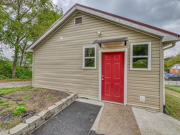 3rd image of 522 Beechwood Dr