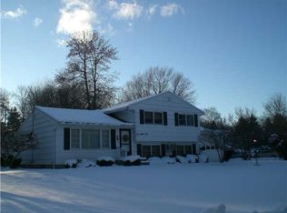 133 Wendover Rd, Rochester, NY 14610