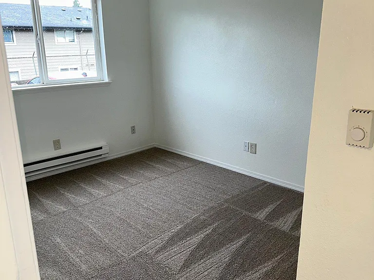 1109 S Woodlawn St #1 — Photo 14