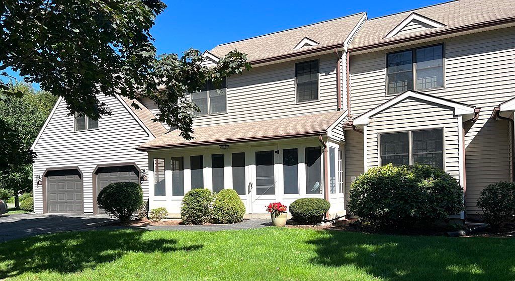2 Berry Ln #2B, Sunderland, MA 01375 | Zillow