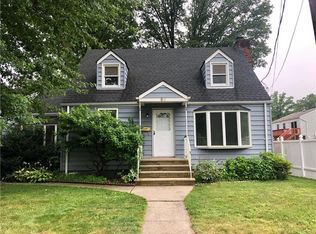 89 Warwick St, Iselin, NJ 08830