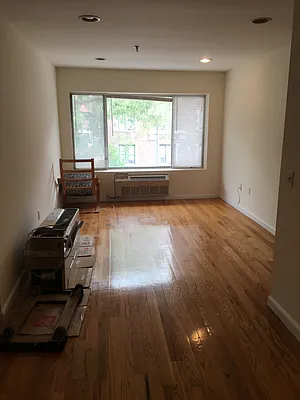 Rented by 18 REALTY | media 11