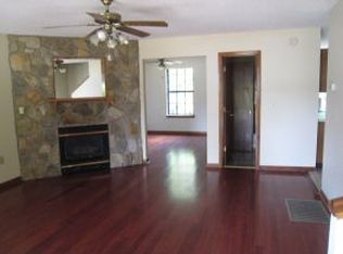 1829 Glen Echo Rd, Johnson City, TN 37604