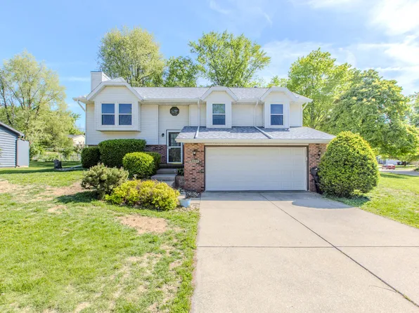 1307 West Ave, Normal, IL 61761