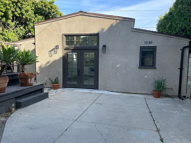 1330 S Sierra Bonita Ave — Photo 1