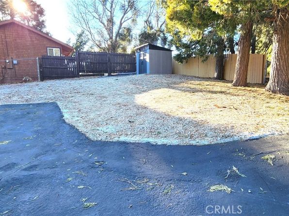 471 Delle Dr, Crestline, CA 92325