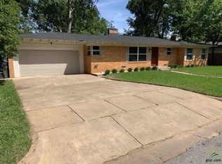 2908 Oak Knob Dr, Tyler, TX 75701
